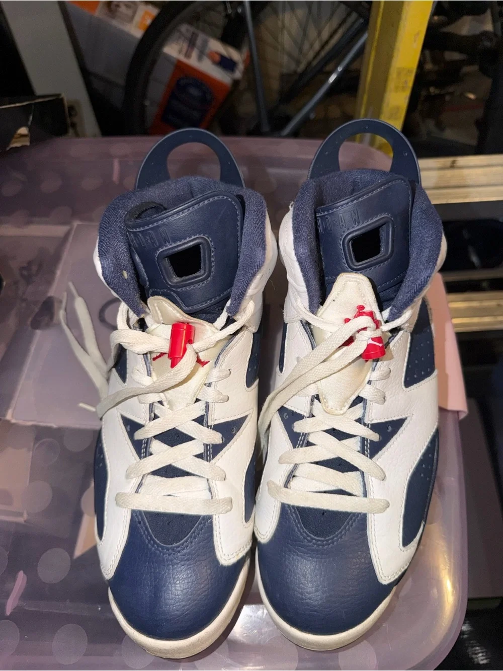 Air Jordan 6 Olympic 2000s sneakers (Size 41/ Men’s 8)